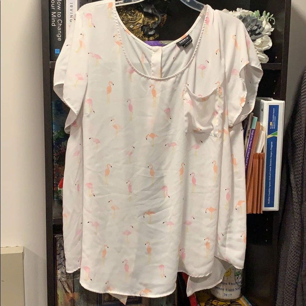 Torrid flamingo button back shirt with pocket